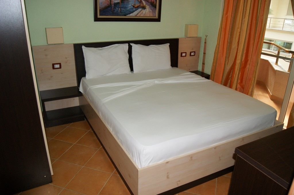 Hotel Ibiza โกเลม ภายนอก รูปภาพ