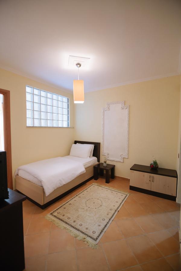 Hotel Ibiza โกเลม ภายนอก รูปภาพ